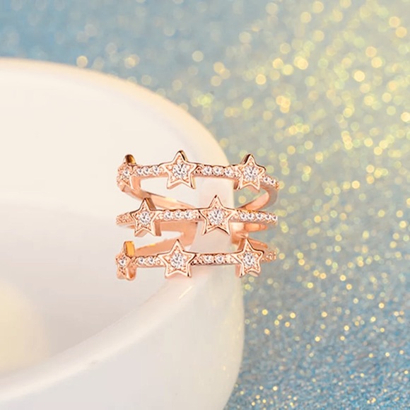 Charlie💋s Jewelry - ✨ROSE GOLD✨3 LAYER MIDI OR KNUCKLE RING-STARS✨